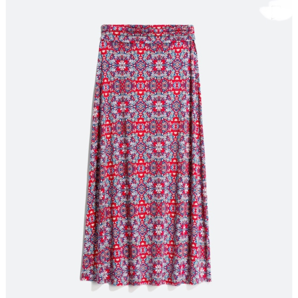 Gilli NWOT Stitch Fix Morgana Red and Purple Floral Maxi Skirt
